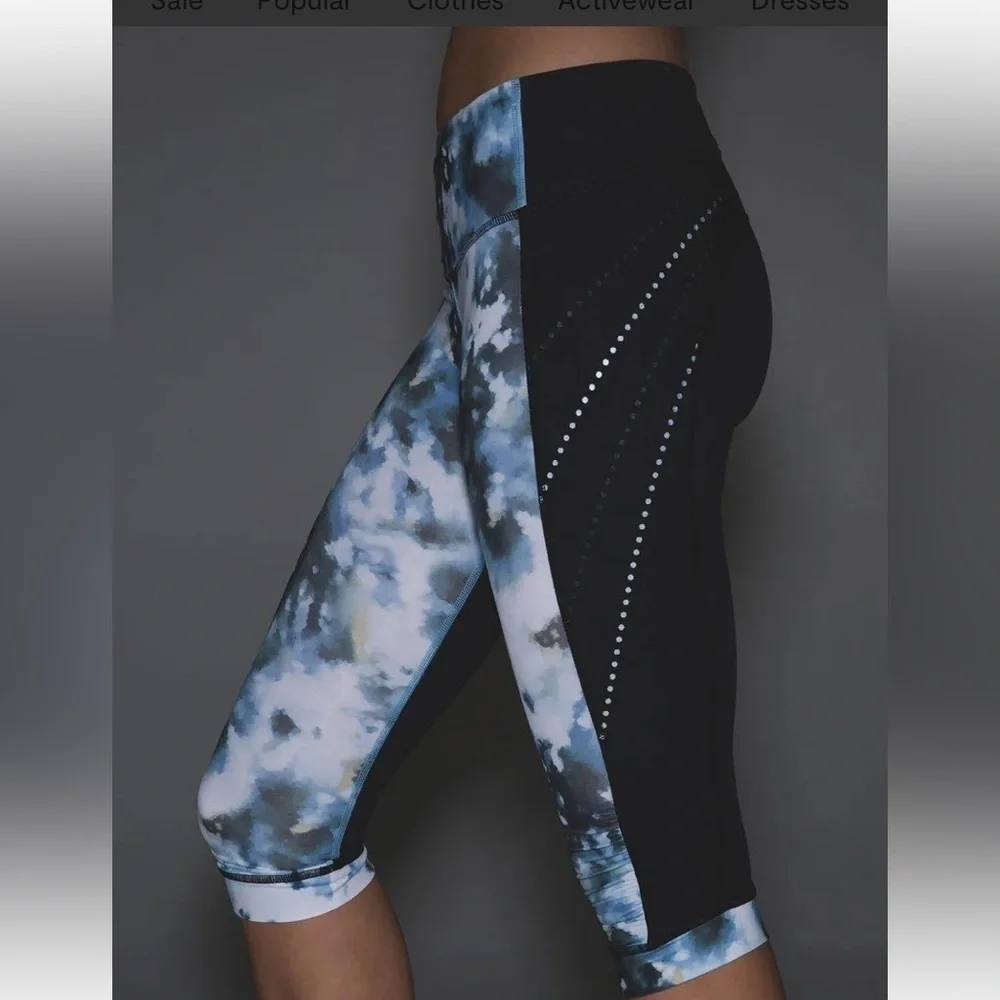 Lululemon Black‎ Mini Blooming Pixie Aquamarine Stop At Nothing Crop Leggings 4